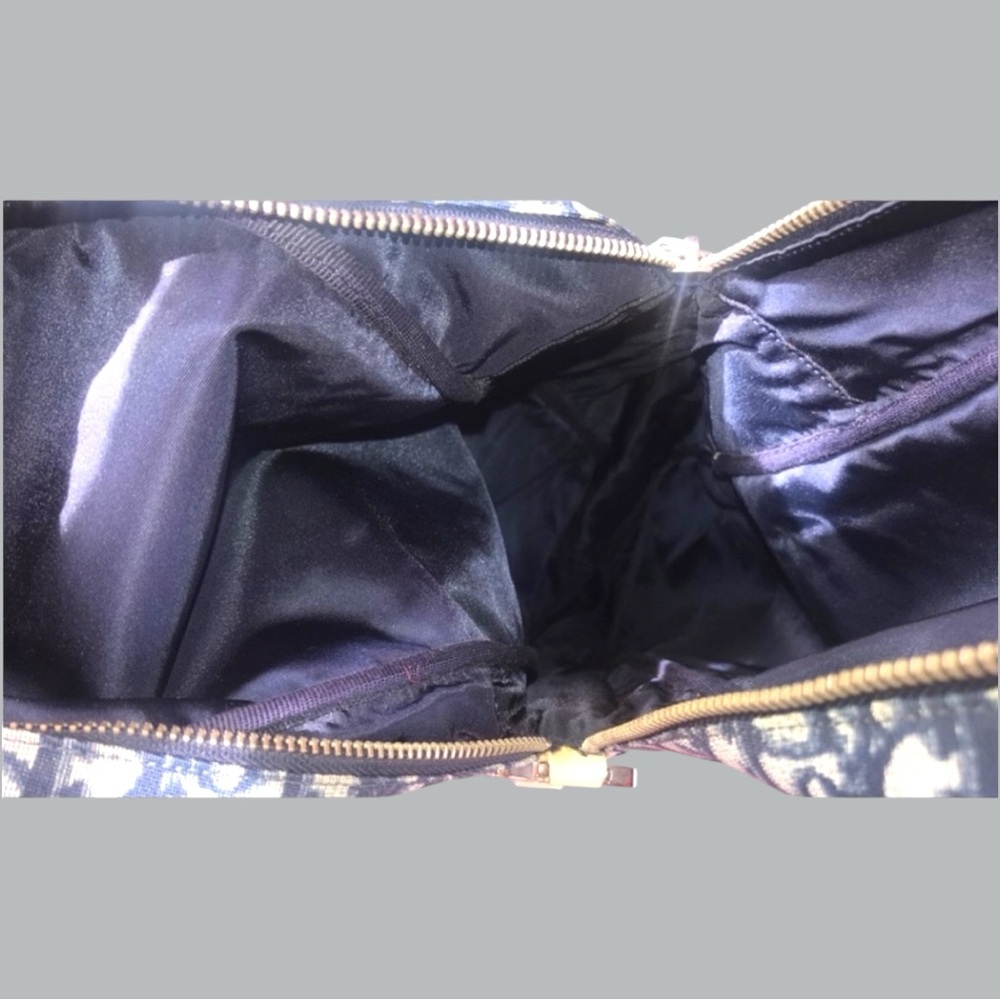 Dior Navy Monogram Shoulder Yoga Bag - Picture 7 of 9